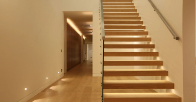 What lights should be used for indoor stairs?
