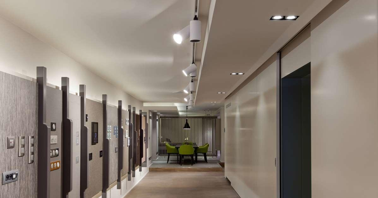 How to Choose the Best Ceiling Light for Your Hallway-About lighting