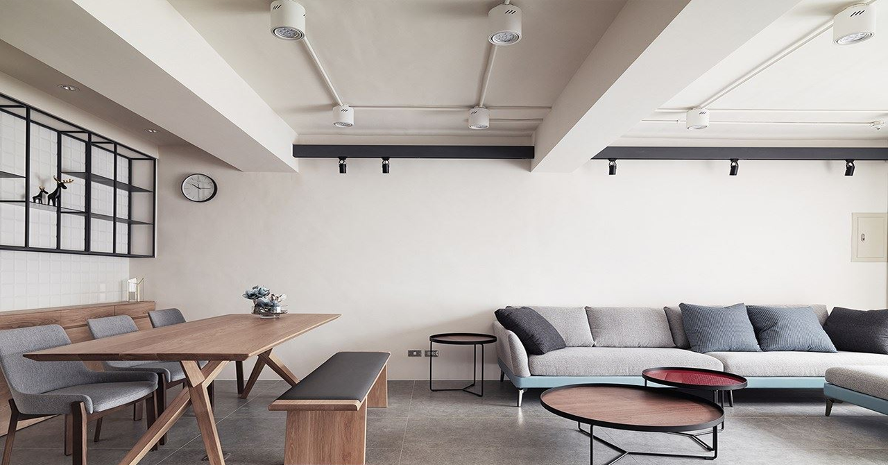 white track lighting