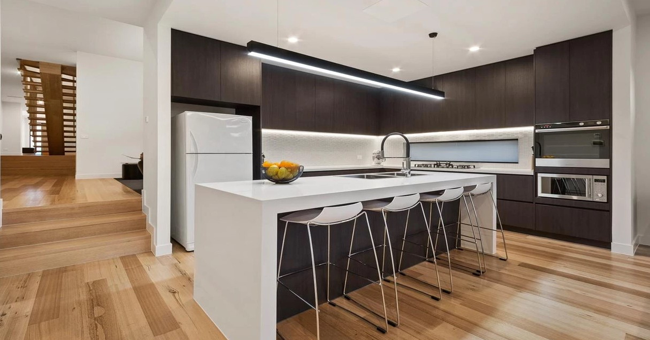 How long should the service life of LED downlights be?-About lighting